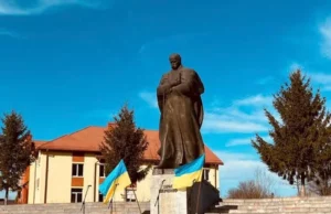 (Українська) У Новому Роздолі вшанували пам’ять Тараса Шевченка