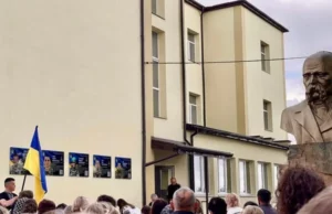 (Українська) У Немирові освятили меморіальні дошки полеглим Захисникам України