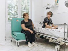 Центр дитячої медицини у Львові отримав 111 ліжок для батьків