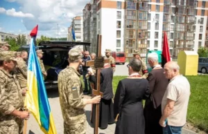 (Українська) У Трускавці попрощалися із загиблим воїном Павлом Терленді У Трускавці попрощалися із загиблим воїном Павлом Терленді