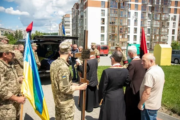 image У Трускавці попрощалися із загиблим воїном Павлом Терленді