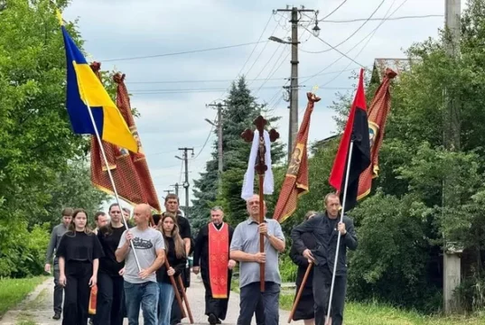 У Малечковичах попрощалися із захисником Романом Лозинським