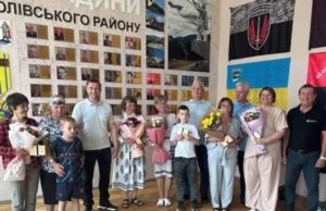 Вісьмом жінкам зі Стрийщини вручили відзнаки «Мати-героїня»