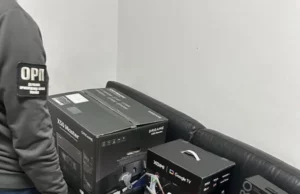 На кордоні в Краківці виявили незадекларовану техніку на 300 тисяч гривень На кордоні в Краківці виявили незадекларовану техніку на 300 тисяч гривень