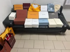 На кордоні у «Краківці» та «Шегинях» затримали брендові товари без декларування На кордоні у «Краківці» та «Шегинях» затримали брендові товари без декларування