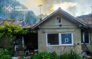 (Українська) У селі Галицьке на Золочівщині вогнеборці врятували житловий будинок від пожежі У селі Галицьке на Золочівщині вогнеборці врятували житловий будинок від пожежі