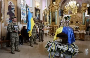 Попрощалися із захисником Романом Стефановичем