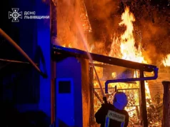 У Миколаєві Стрийського району вогнеборці врятували від пожежі два житлові будинки У Миколаєві Стрийського району вогнеборці врятували від пожежі два житлові будинки
