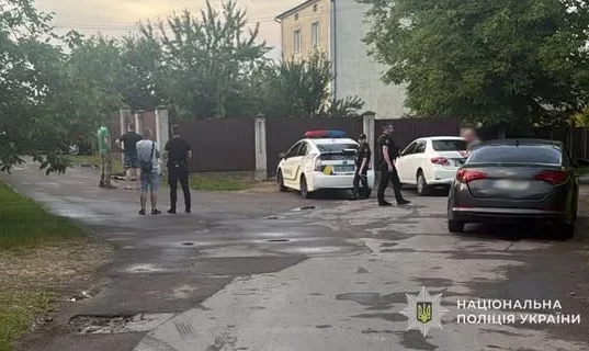 На Львівщині п’яний водій Renault Megane врізався в огорожу, травмований пасажир