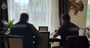 На Львівщині підозрюють трьох експрацівниць Дрогобицької РДА у незаконних соцвиплатах на 41 млн грн