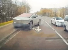У Львові водія Tesla Cybertruck обвинувачують у невиконанні судового рішення