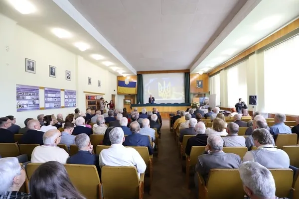 image У Львові відзначили 75-річчя Фізико-механічного інституту ім.
