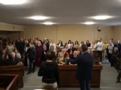 У Новояворівську зібрали підписи на підтримку змін до нарахувань за тепло