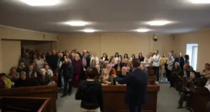 У Новояворівську зібрали підписи на підтримку змін до нарахувань за тепло