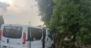 У Львові на вулиці Старознесенській травмувалися троє пасажирів мікроавтобуса