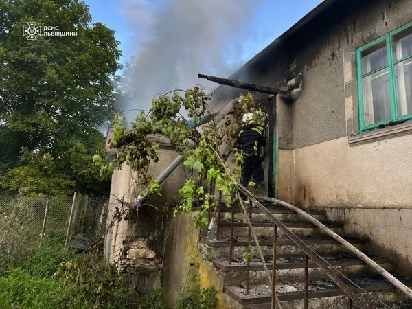 image У селі Сновичі на Золочівщині під час пожежі в будинку загинув чоловік