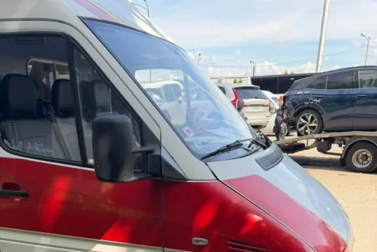 У Шегинях виявили викрадений у Німеччині автомобіль Mercedes