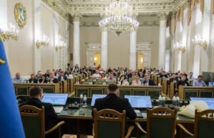 (Українська) Львівська облрада підтримала полковника Валерія Курка та військових командирів Львівська облрада підтримала полковника Валерія Курка та військових командирів