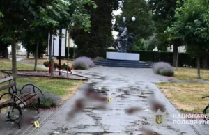 У Яворові під час конфлікту поранили ножем 40-річного чоловіка У Яворові під час конфлікту поранили ножем 40-річного чоловіка