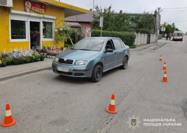 image У Дрогобичі автомобіль травмував 15-річну пішохідку на вулиці Самбірській