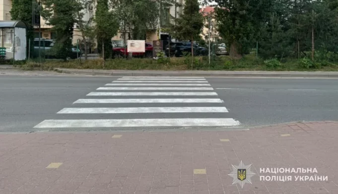 У селі Львівського району водій KIA збив жінку на пішохідному переході