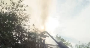 У селі Хитрейки на Львівщині загорівся житловий будинок, рятувальники вберегли дві будівлі