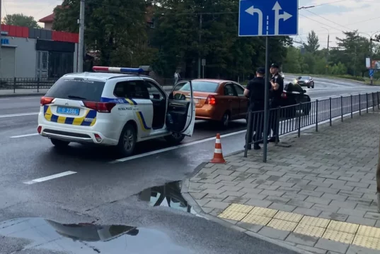 У Львові на перехресті Городоцької та Рівної травмували пішохідку