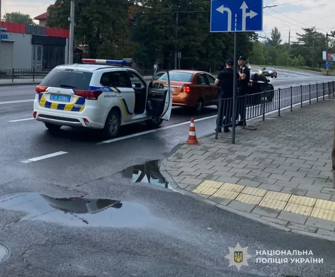 У Львові на перехресті Городоцької та Рівної травмували пішохідку