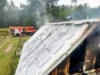 (Українська) У Верещиці вогнеборці вберегли від вогню дві господарські будівлі У Верещиці вогнеборці вберегли від вогню дві господарські будівлі