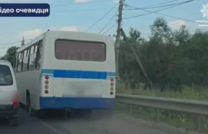 У Малехові водія маршрутки покарали за рух узбіччям