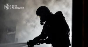 У Новояворівську ліквідували пожежу на балконі дев’ятиповерхівки