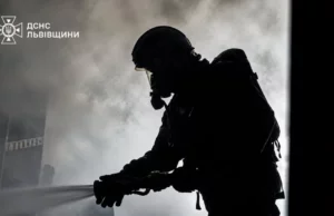 (Українська) У Новояворівську ліквідували пожежу на балконі дев’ятиповерхівки У Новояворівську ліквідували пожежу на балконі дев’ятиповерхівки
