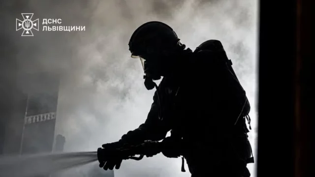 image У Новояворівську ліквідували пожежу на балконі дев’ятиповерхівки