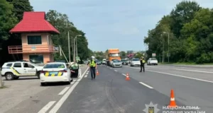 Поблизу Львова на трасі Львів–Шегині травмувався водій Skoda Fabia
