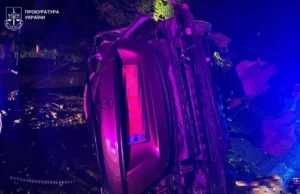 (Українська) У Бродах нетверезий водій Mercedes потрапив у ДТП: загинули троє неповнолітніх У Бродах нетверезий водій Mercedes потрапив у ДТП: загинули троє неповнолітніх