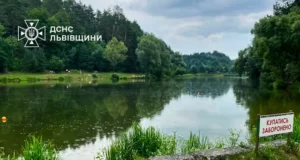 У селі Тростянець на Стрийщині під час купання в озері загинув чоловік