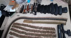 У Городку судитимуть чоловіка за незаконну зброю та домашнє насильство