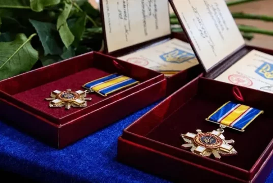 Рідним полеглих військових вручили ордени «За мужність»