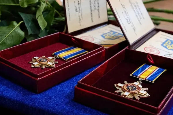 image Рідним полеглих військових вручили ордени «За мужність»