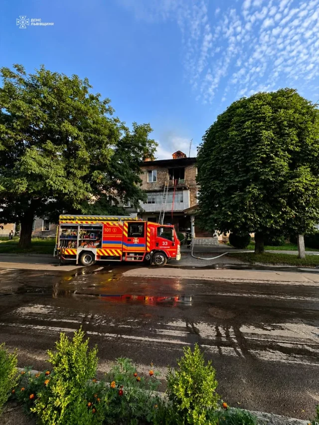 У Шептицькому районі під час пожежі загинули двоє людей