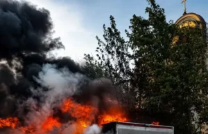 У Львові під час руху загорілася вантажівка MAN на Новознесенській У Львові під час руху загорілася вантажівка MAN на Новознесенській
