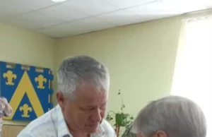 У Лопатинській громаді вручили відзнаки захисникам та полеглим воїнам У Лопатинській громаді вручили відзнаки захисникам та полеглим воїнам