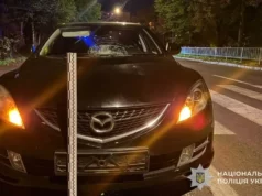 Поліція розшукує свідків наїзду на пішохода на вулиці Чмоли у Львові