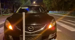 Поліція розшукує свідків наїзду на пішохода на вулиці Чмоли у Львові