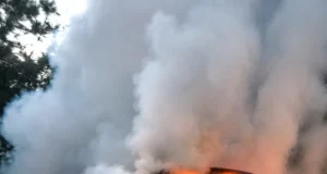 У Самборі під час руху загорівся легковий автомобіль