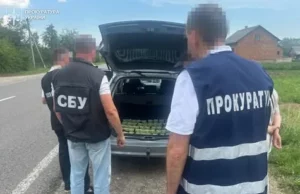 (Українська) На Львівщині затримали підозрюваного в організації незаконного виїзду до Румунії за 11 тисяч євро На Львівщині затримали підозрюваного в організації незаконного виїзду до Румунії за 11 тисяч євро