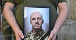 На Львівщині попрощалися з прикордонником Ігорем Окісом, який загинув на Харківщині