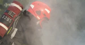 У Трускавці рятувальники вивели двох людей із задимленої квартири