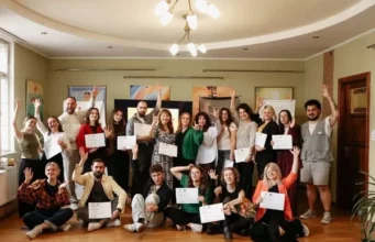 Львівська обласна бібліотека для дітей запровадила консультації жестовою мовою