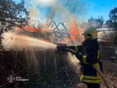 (Українська) У Заболотцях на Золочівщині пожежники не допустили знищення трьох житлових будинків У Заболотцях на Золочівщині пожежники не допустили знищення трьох житлових будинків